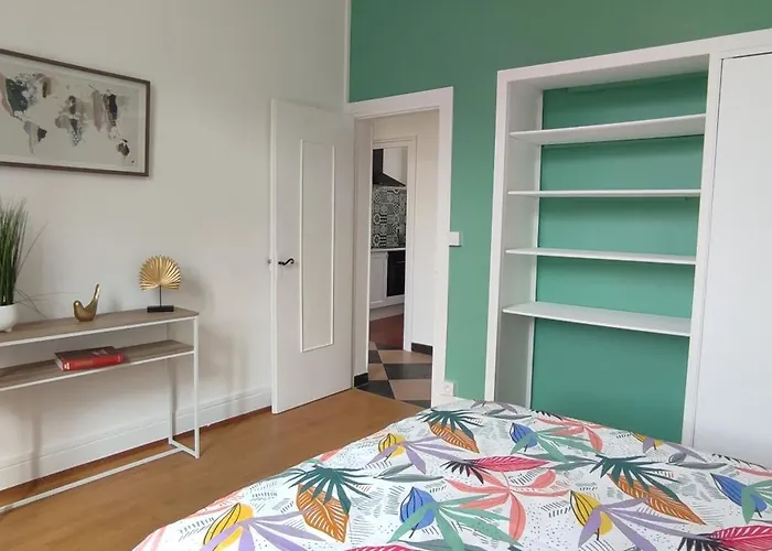 Maison Charmante Avec Patio !