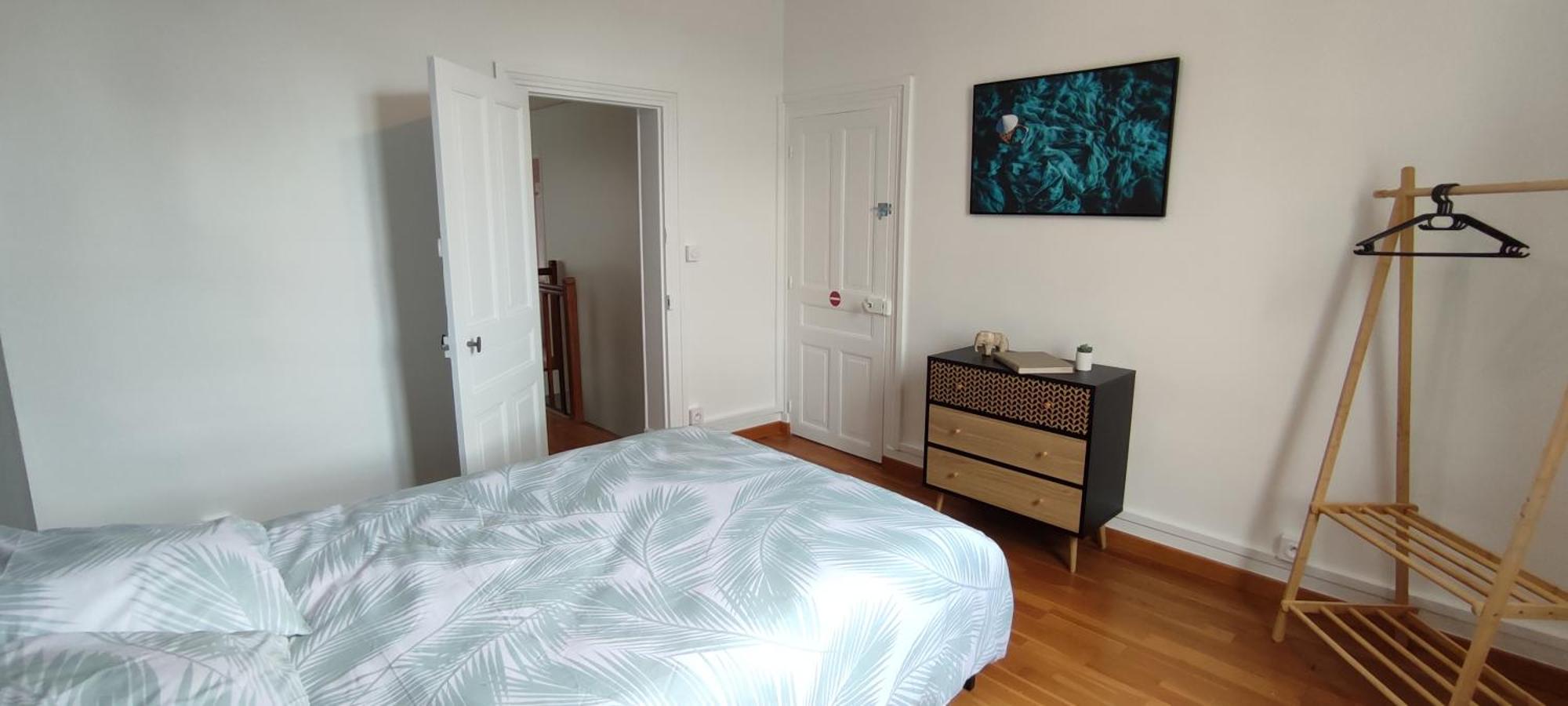 Maison Charmante Avec Patio ! Holiday home Bourges